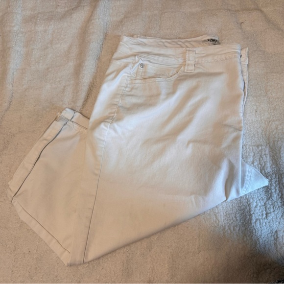 Cato Women's Cream Chinos - Picture 1 of 4